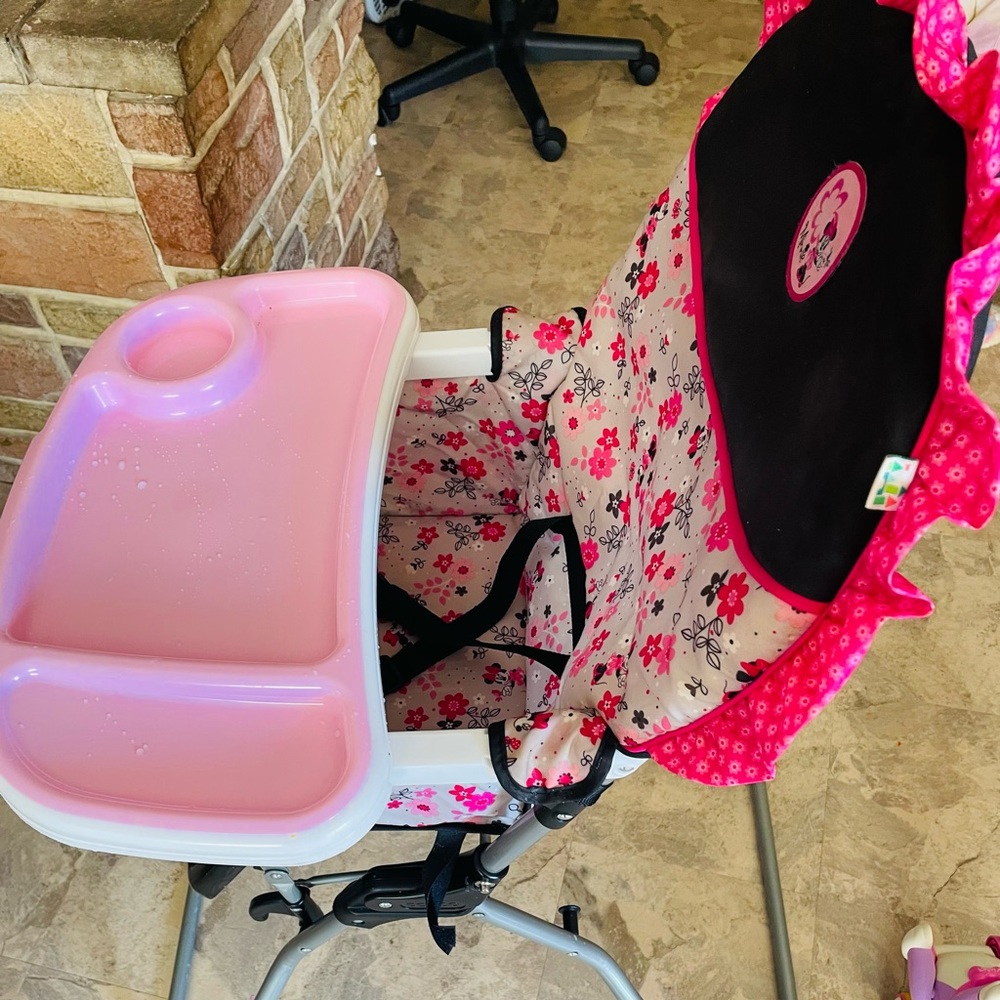 Minnie Mouse High Chair